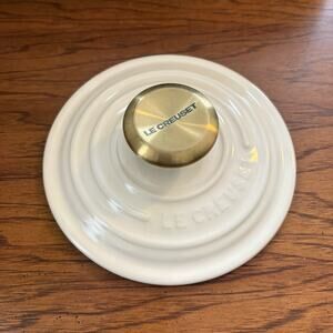 Le Creuset Replacement Lid #16 Cast Iron Enameled Gold Knob Creme 7"